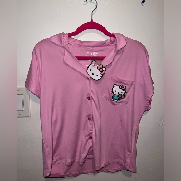 ‼️SOLD‼️NWT Women’s Hello Kitty 2- Piece Pajama set Size S - Picture 5 of 11